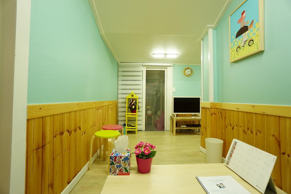 Little Haenyeo Villa Чеджу Екстериор снимка