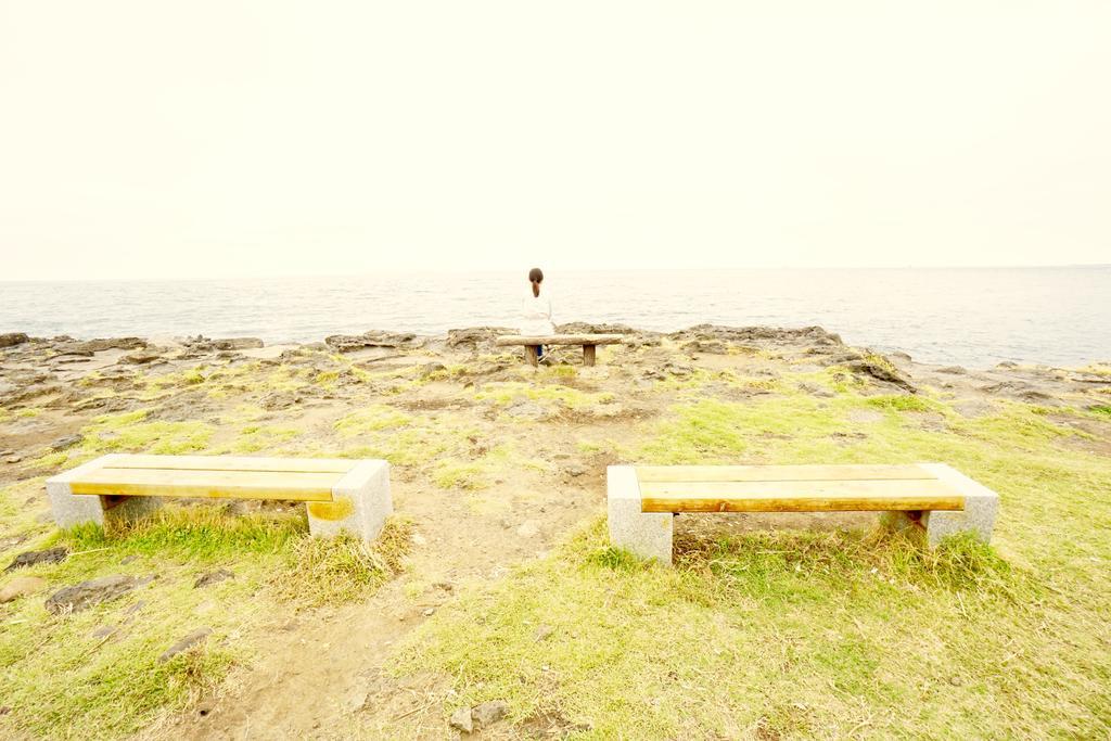 Little Haenyeo Villa Чеджу Екстериор снимка